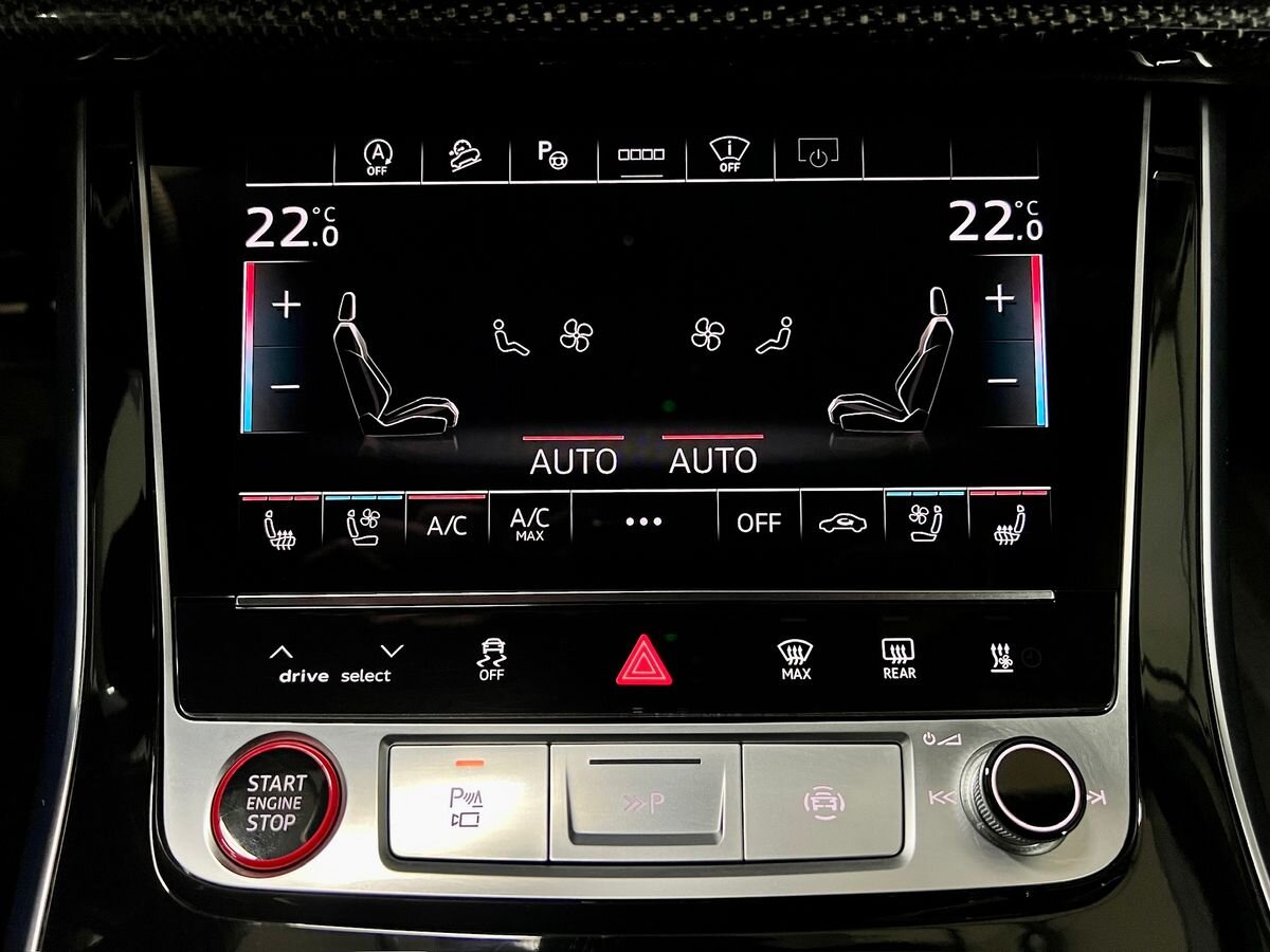 Audi SQ8 SUV / Terénní 4,0 l 373 kw