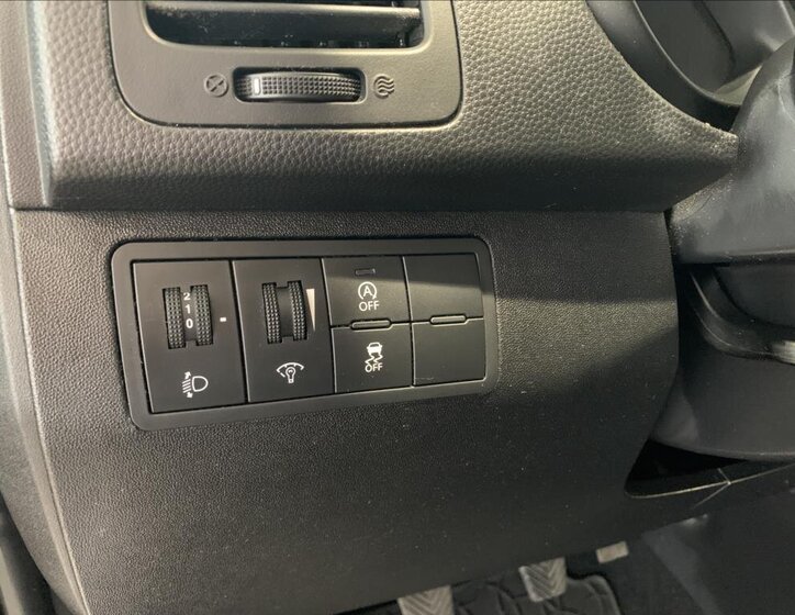 Hyundai ix20 MPV 1,4 l 66 kw