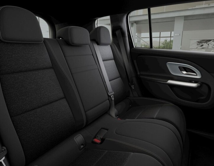 Mercedes-Benz GLB SUV / Terénní 0,0 200 kw