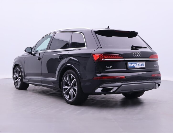 Audi Q7 5