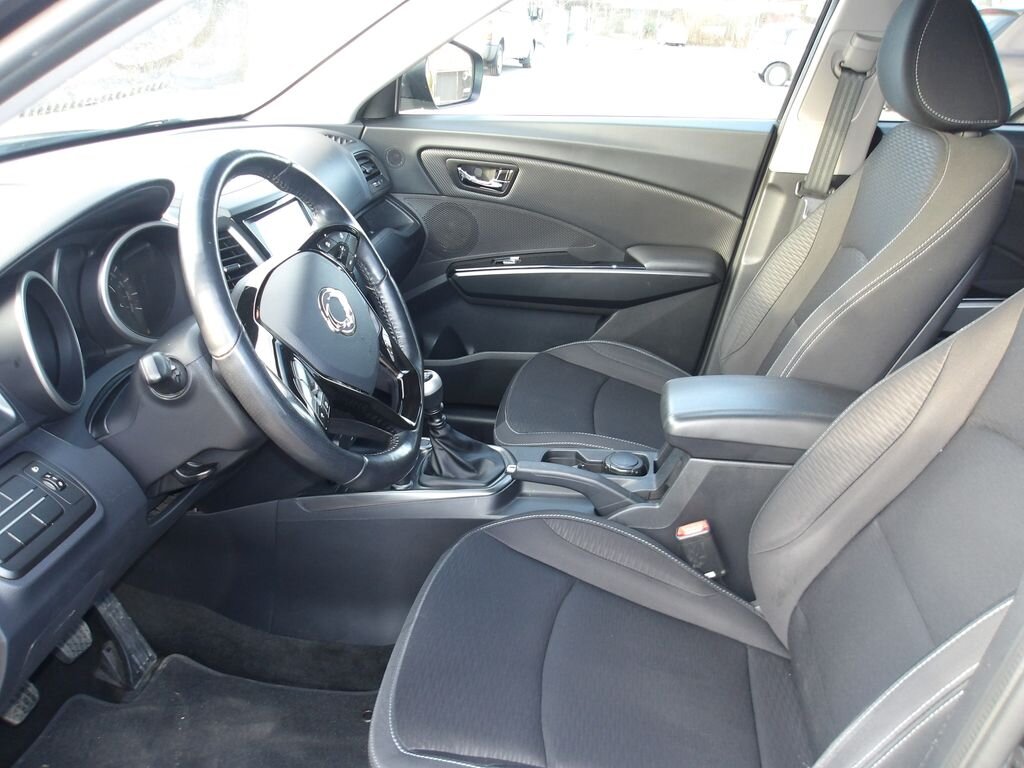 SsangYong Korando SUV 1,6 l 84 kw