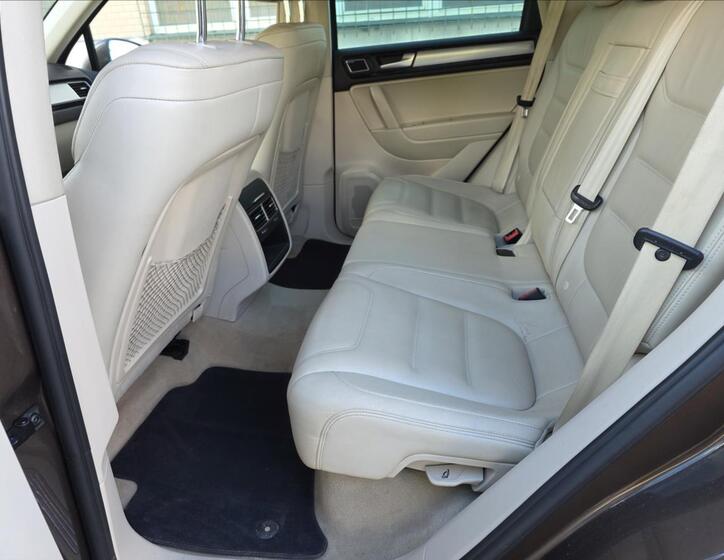 Volkswagen Touareg 22