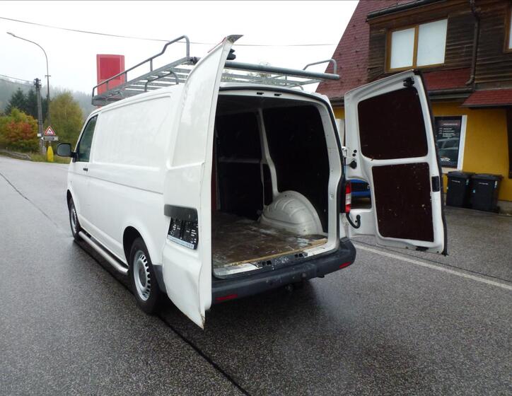 Volkswagen Transporter 19