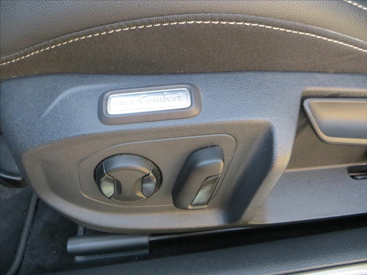 Volkswagen Arteon Kombi 2,0 l 147 kw