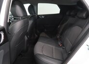 KIA XCeed CUV / Crossover 1,5 l 103 kw