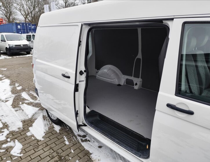 Volkswagen Transporter Ostatní 2,0 l 84 kw