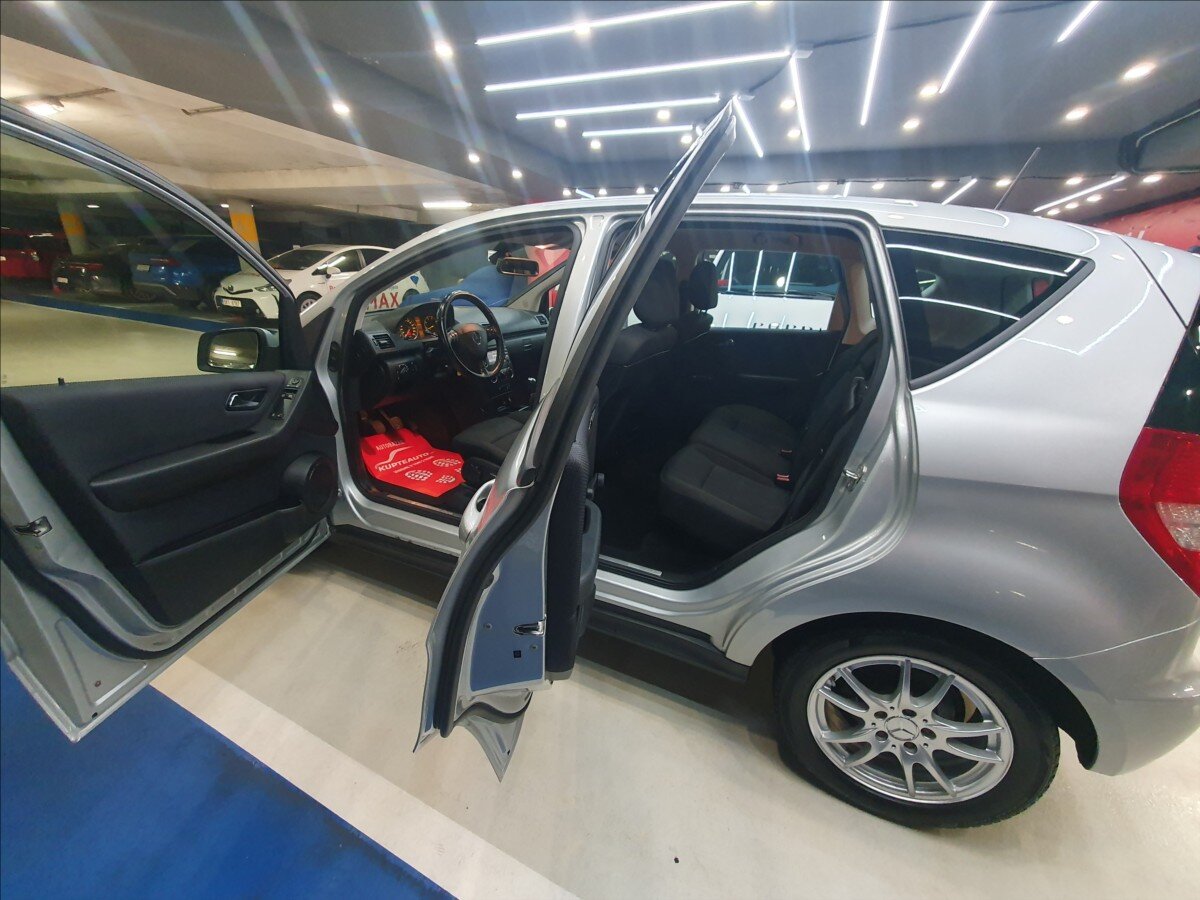 Mercedes-Benz Třídy A Hatchback 1,5 l 70 kw