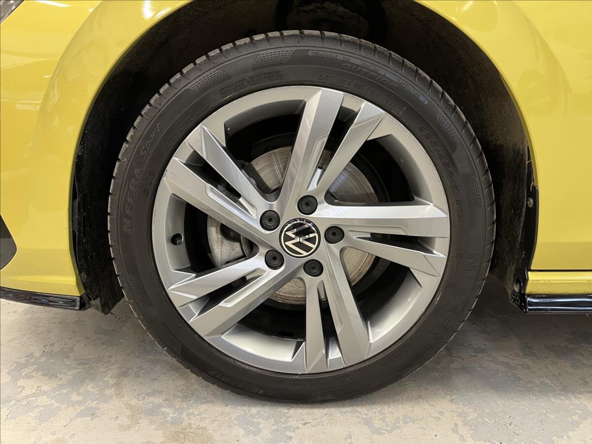 Volkswagen Golf Kombi 1,5 l 110 kw