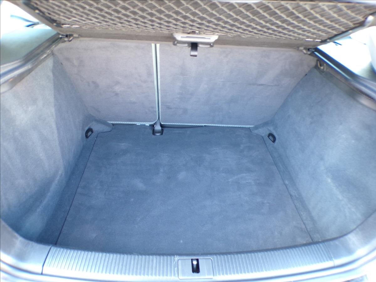 Audi A3 Hatchback 1,6 l 77 kw