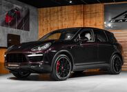 Porsche Cayenne 1