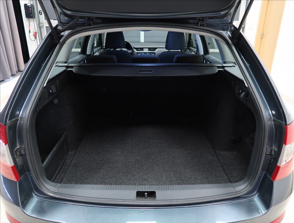 Škoda Octavia Kombi 2,0 l 110 kw