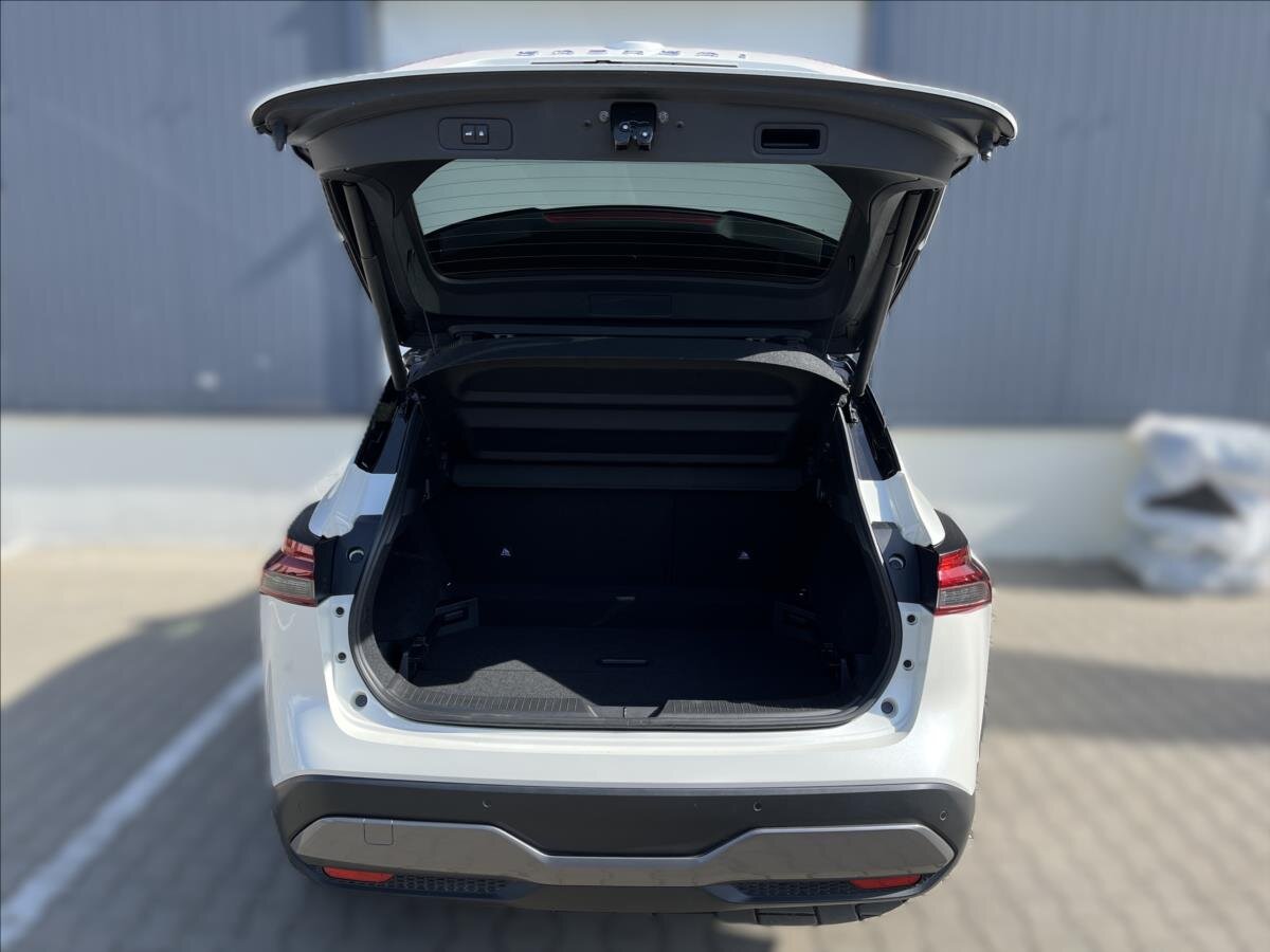 Nissan Qashqai SUV / Terénní 1,3 l 116 kw