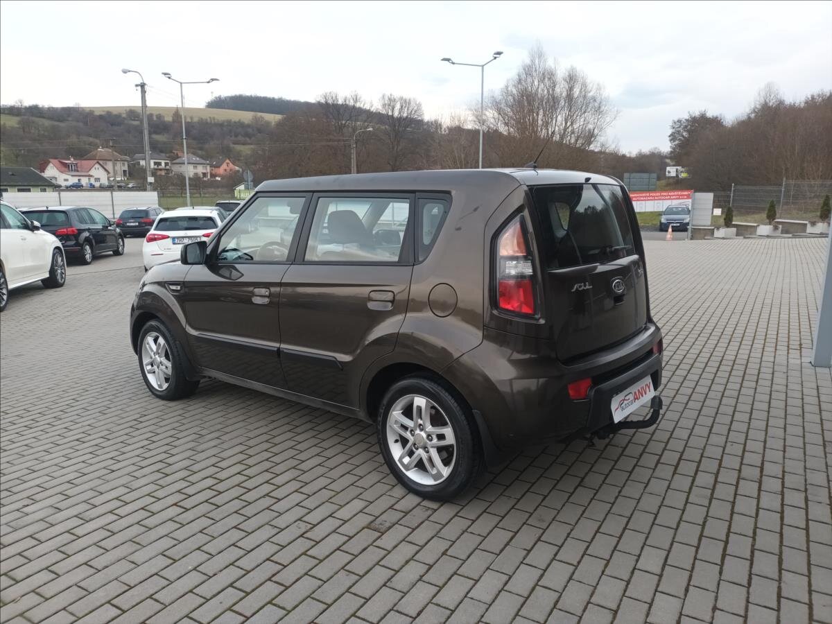 KIA Soul Hatchback 1,6 l 94 kw