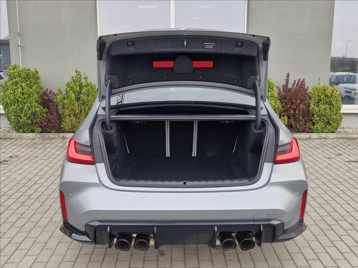 BMW M3 Sedan / Limuzína 3,0 l 390 kw