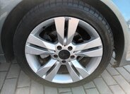 Mercedes-Benz Třídy C Kombi 2,1 l 100 kw