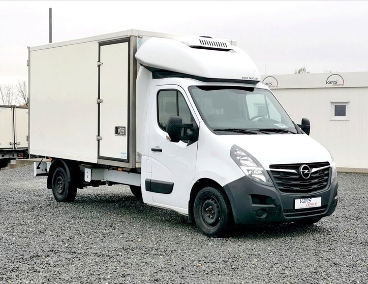 Opel Movano 2