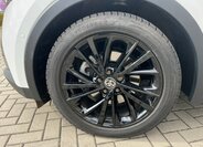 Toyota C-HR SUV / Terénní 2,0 l 145 kw