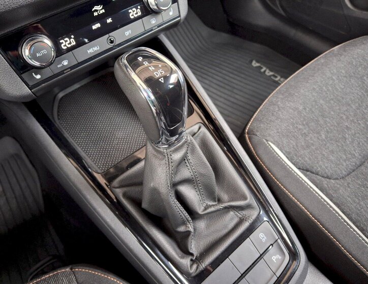 Škoda Scala Hatchback 1,5 l 110 kw