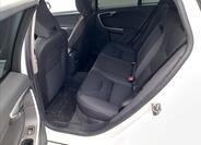 Volvo V60 13