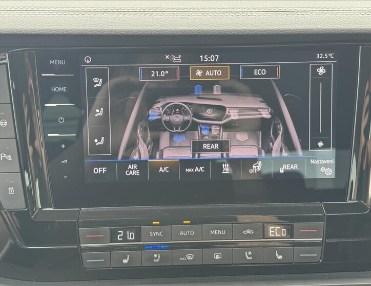 Volkswagen Touareg SUV / Terénní 3,0 l 170 kw