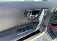 Nissan Qashqai SUV / Terénní 1,6 l 84 kw