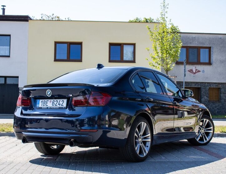BMW Řada 3 Sedan / Limuzína 3,0 l 225 kw