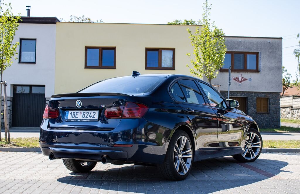 BMW Řada 3 Sedan / Limuzína 3,0 l 225 kw