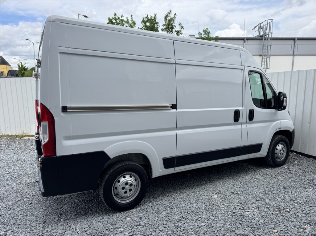 Peugeot Boxer Skříň 2,2 l 103 kw