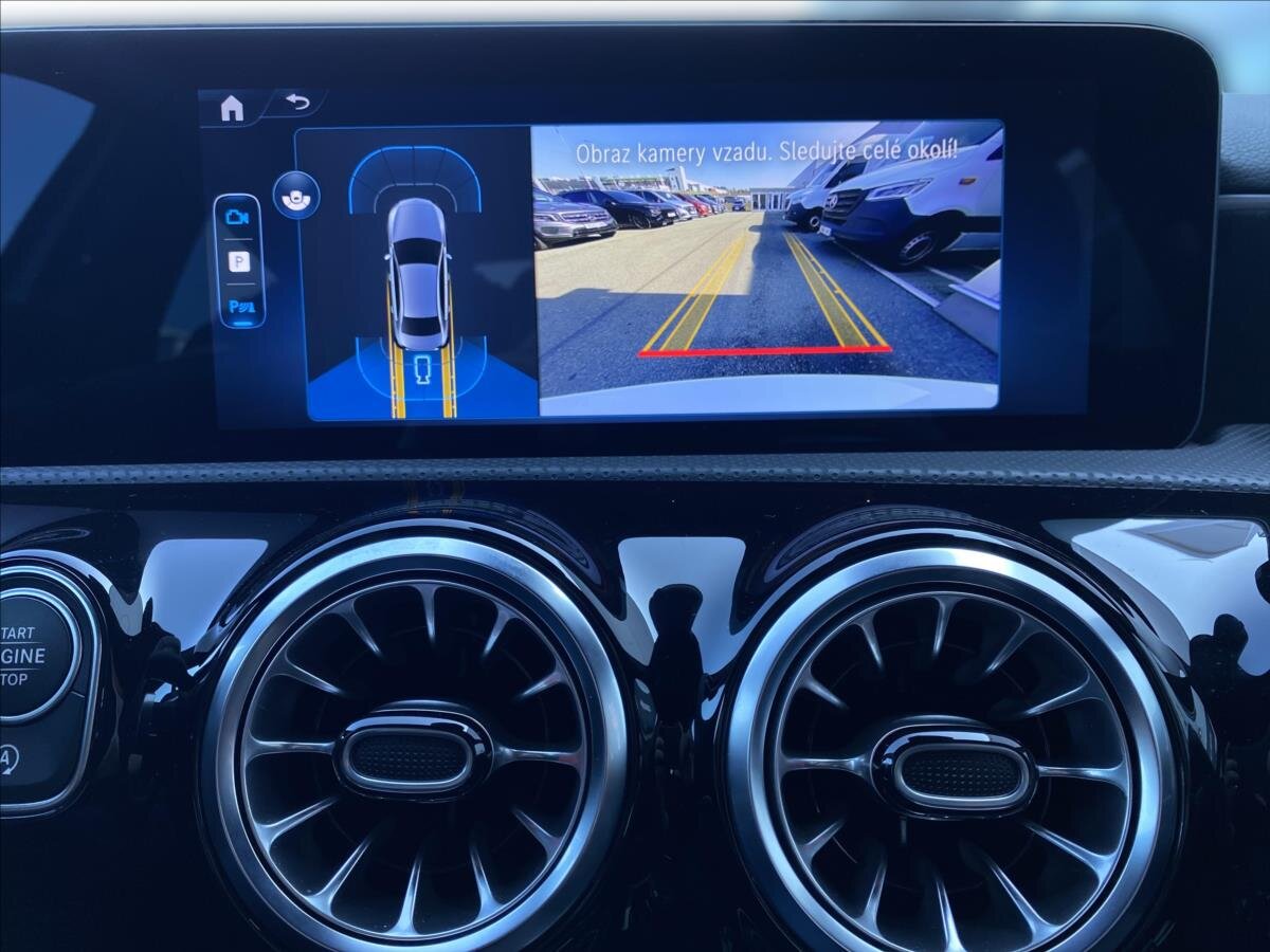 Mercedes-Benz Třídy A Sedan / Limuzína 1,3 l 120 kw