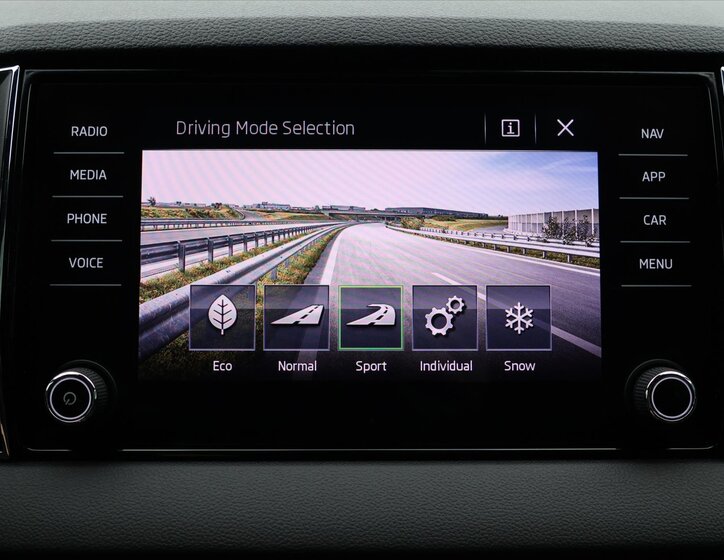 Škoda Karoq SUV / Terénní 2,0 l 110 kw