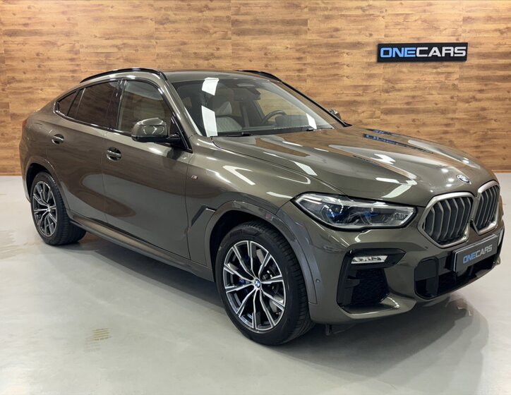 BMW X6 SUV / Terénní 3,0 l 250 kw