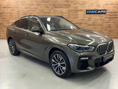 BMW X6 SUV / Terénní 3,0 l 250 kw