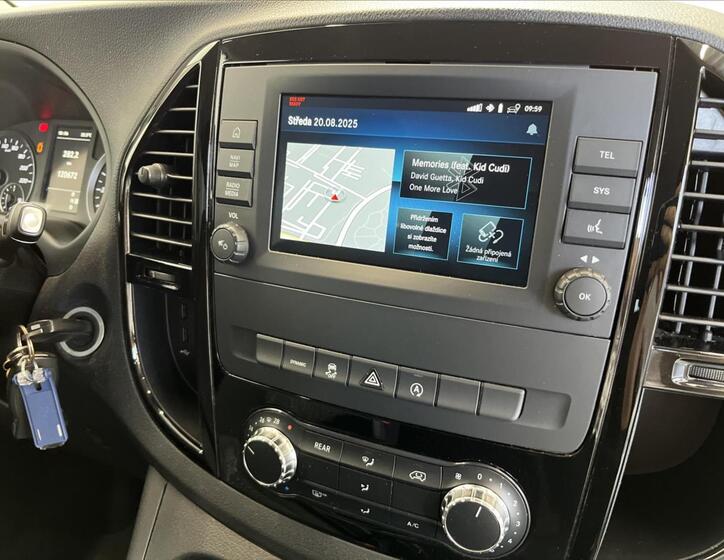 Mercedes-Benz Vito 19