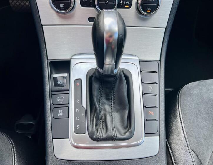 Volkswagen Passat 34