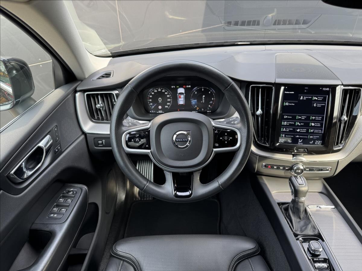 Volvo XC60 SUV / Terénní 2,0 l 173 kw