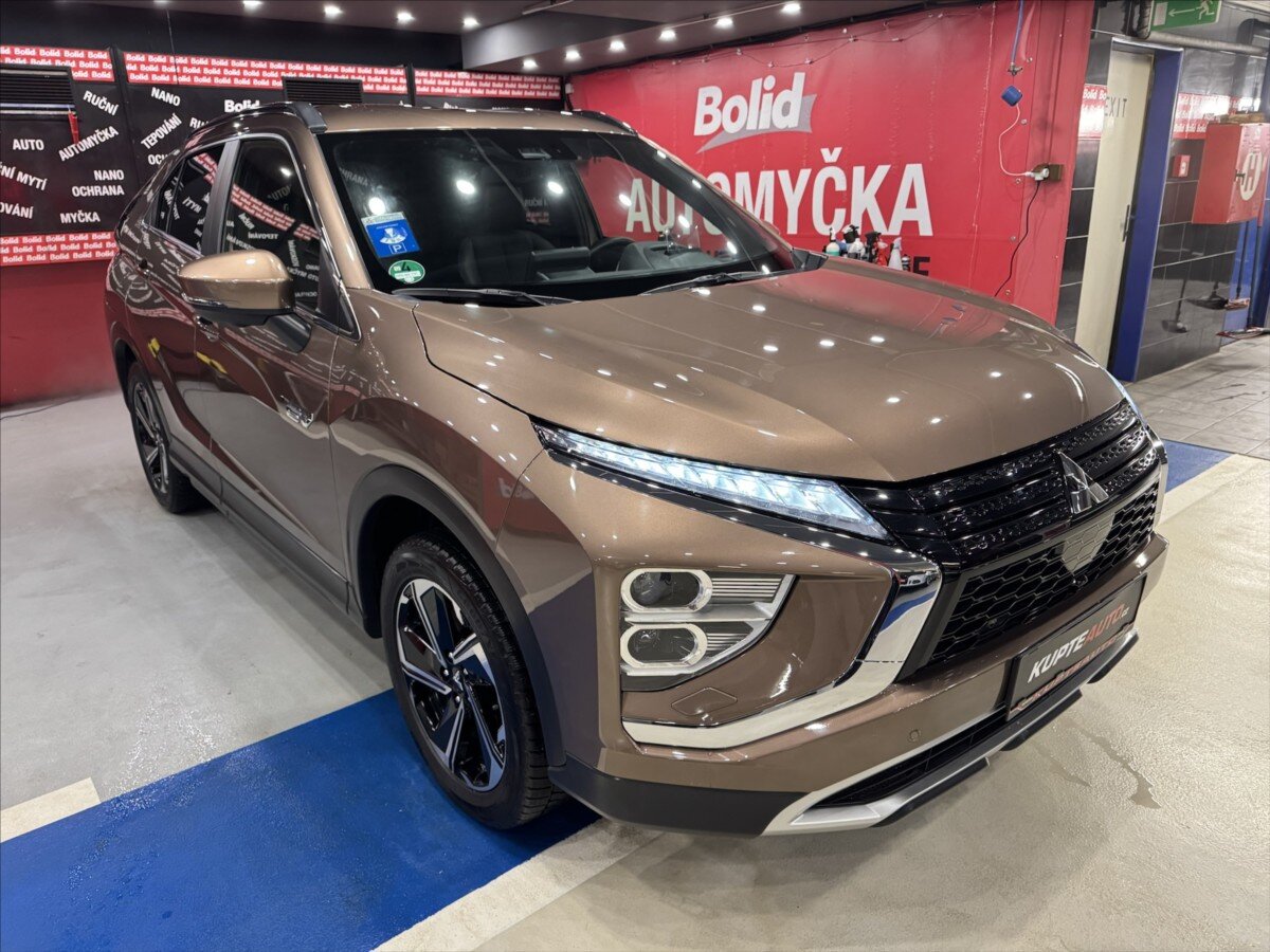 Mitsubishi Eclipse Cross SUV 2,4 l 138 kw