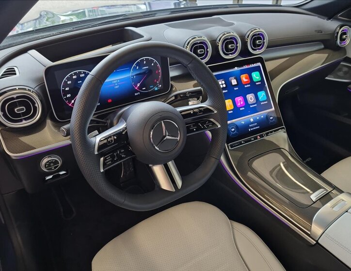 Mercedes-Benz Třídy C 9