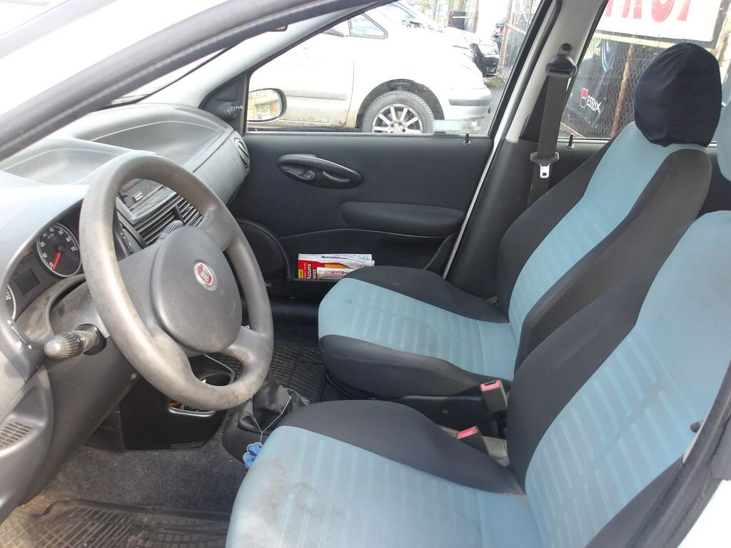 Fiat Punto Hatchback 1,2 l 44 kw