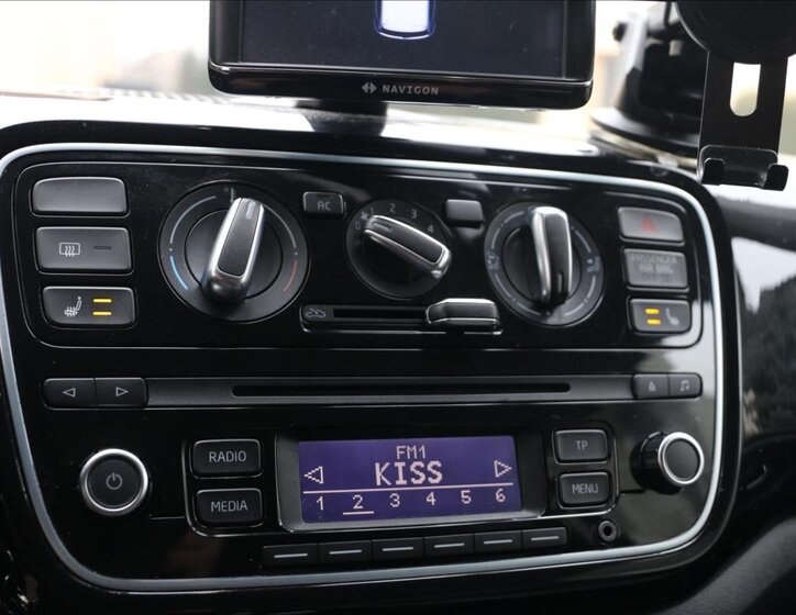 Volkswagen up! Hatchback 999,0 44 kw