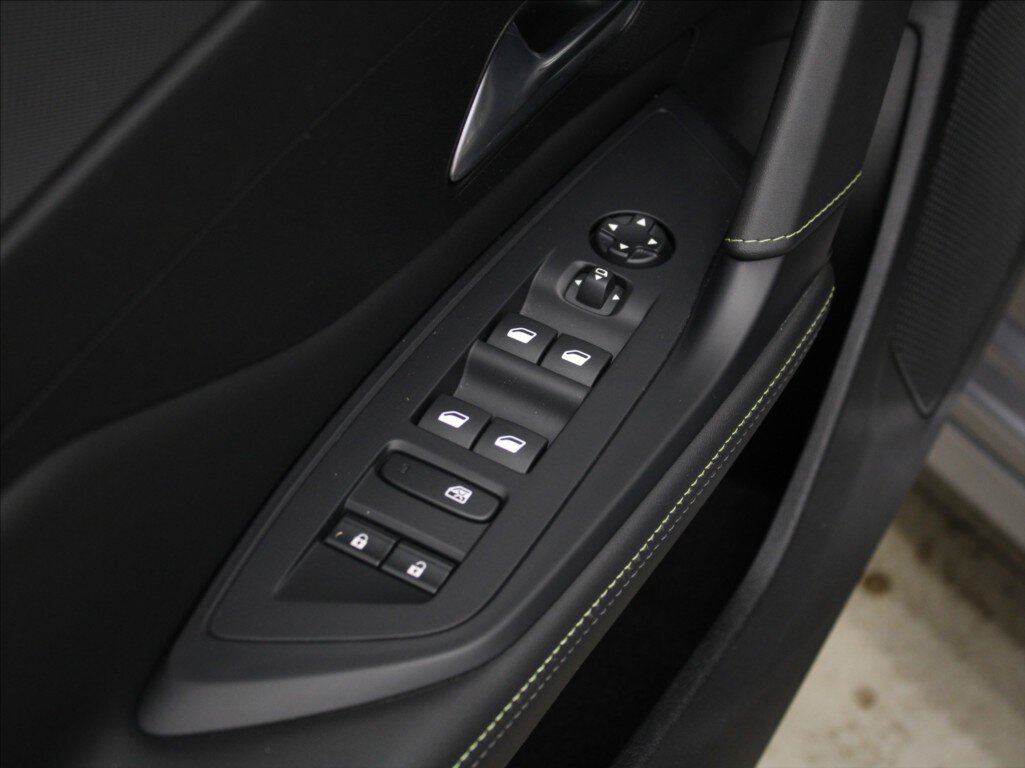 Peugeot 308 Kombi 1,2 l 96 kw