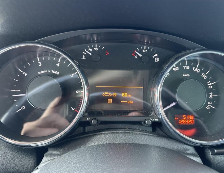 Peugeot 3008 MPV 1,6 l 115 kw