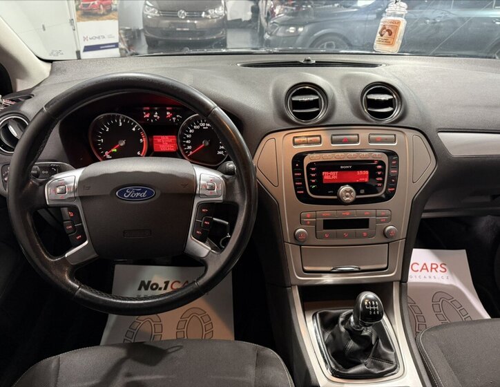 Ford Mondeo Kombi 2,0 l 85 kw