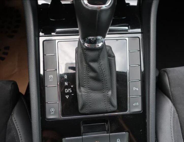 Škoda Superb Kombi 2,0 l 140 kw