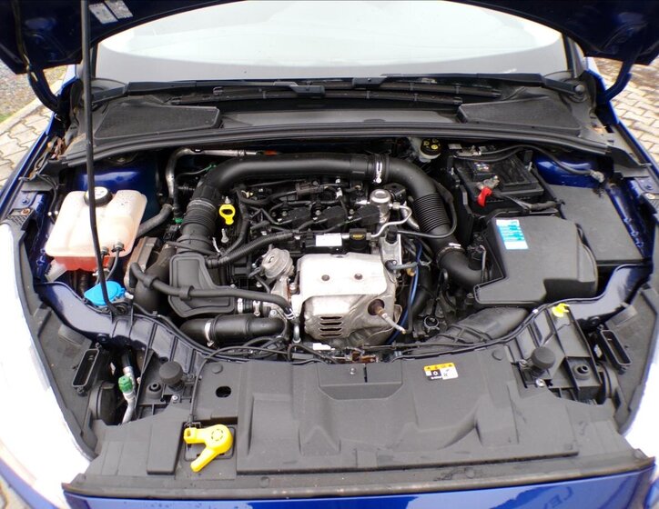 Ford Focus Kombi 999,0 92 kw