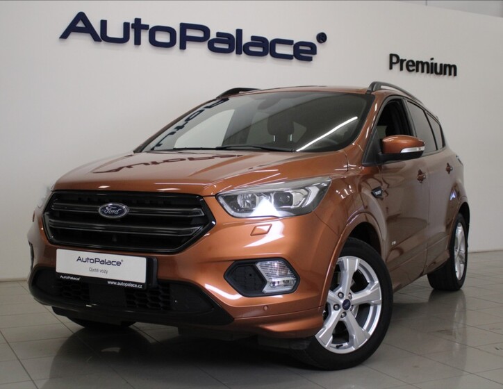 Ford Kuga SUV / Terénní 1,5 l 134 kw