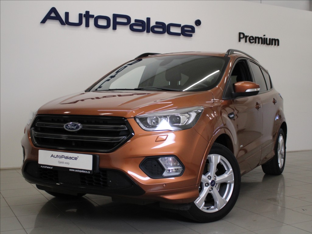 Ford Kuga SUV / Terénní 1,5 l 134 kw