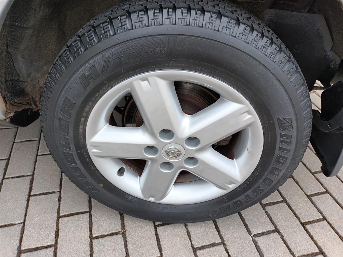 Nissan X-Trail SUV / Terénní 2,5 l 121 kw