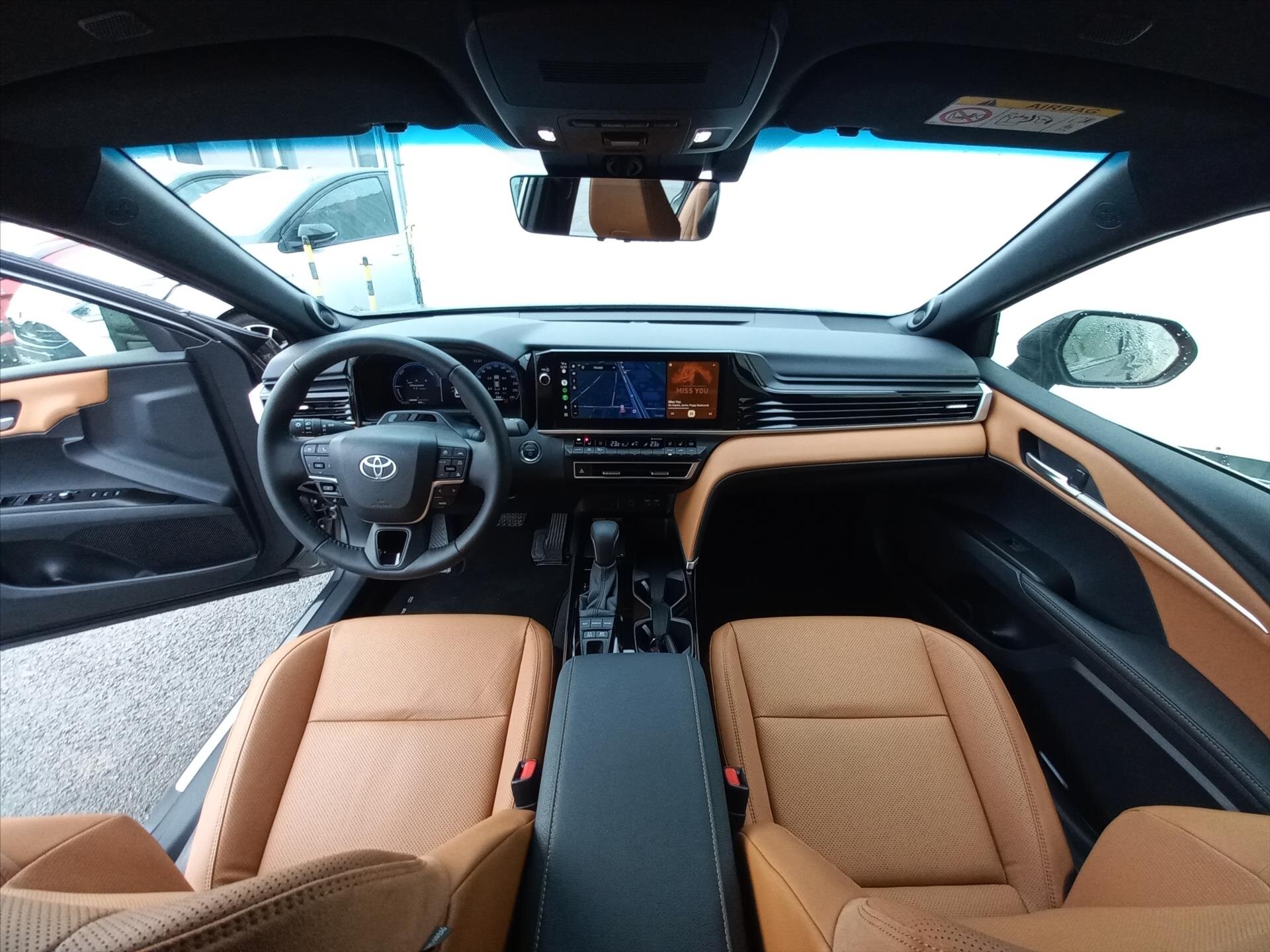 Toyota Camry Sedan / Limuzína 2,5 l 137 kw