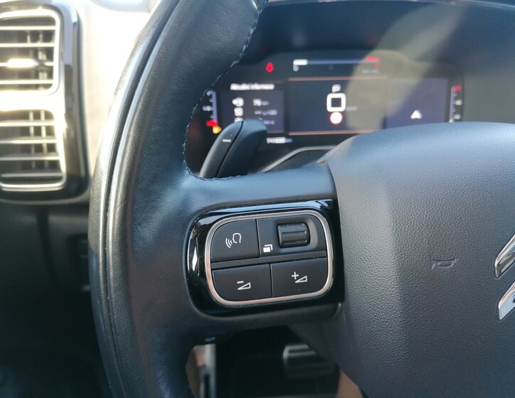 Citroën C5 Aircross SUV / Terénní 1,5 l 96 kw