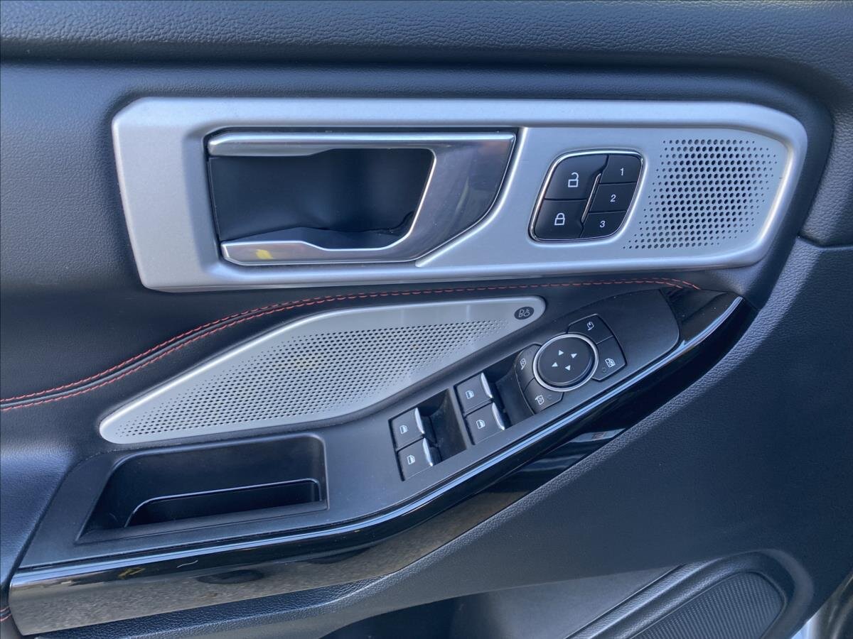 Ford Explorer SUV 3,0 l 267 kw